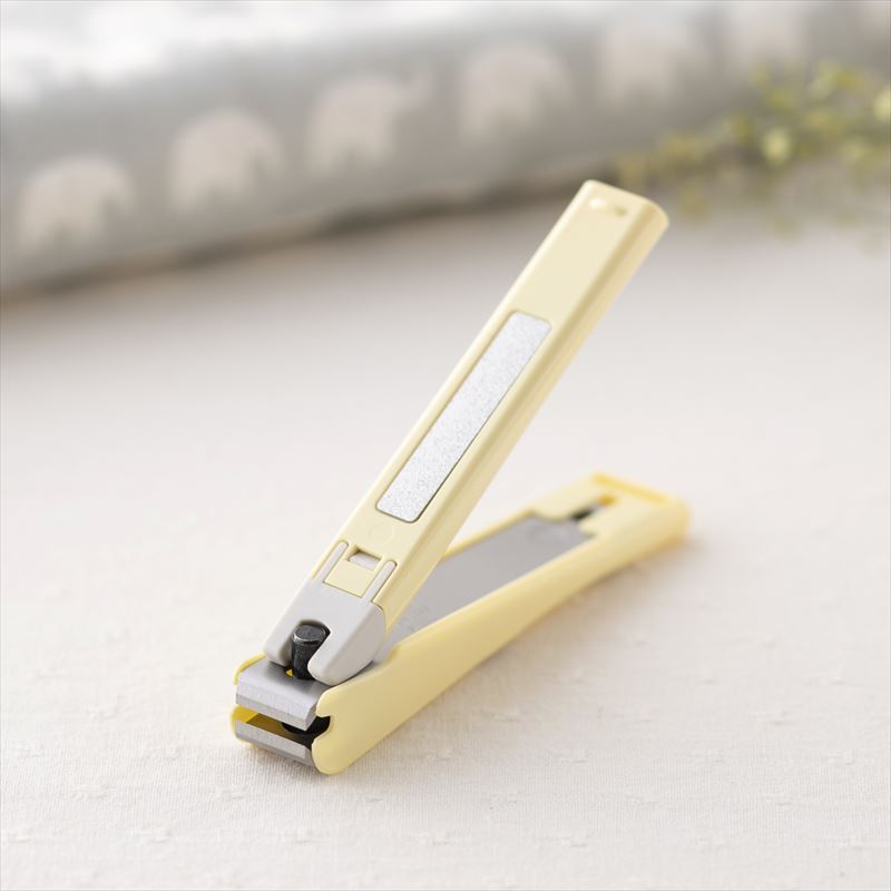 KAI Disney  standard nail clippers, size M