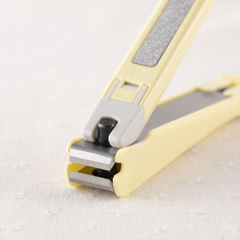 KAI Disney  standard nail clippers, size M