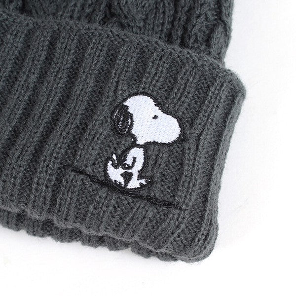 【Pre-Order】PEANUTS Snoopy Cable-Knit Pom-Pom Beanie PEANUTS