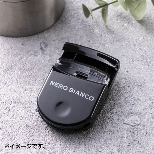 Kai KQ-3501 compact eyelash curler product view