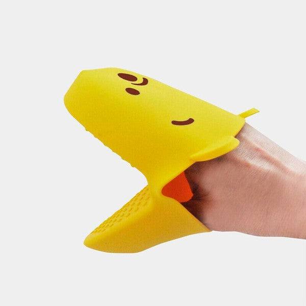 Skater Disney  Insulated Silicone Kitchen Gloves，Winne