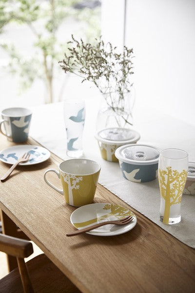 Seto ware mug and plate pair tree bird design detail