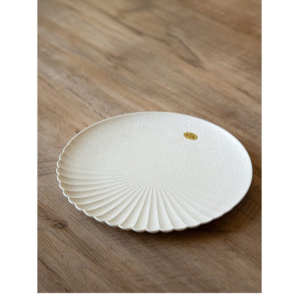 White Bubble Glaze Half-Chrysanthemum Plate 16.5 cm – Made in Japan Craft Nanpuu