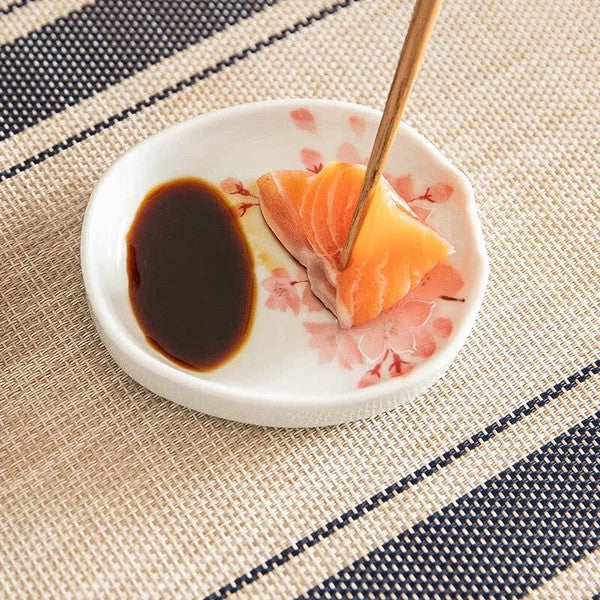 Floral Sloped Soy Sauce Dish with Chopstick Rest – Hasami Ware Craft Nanpuu