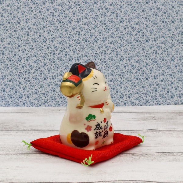 Mangan Joju treasure bag lucky cat ceramic figurine angle view #7893