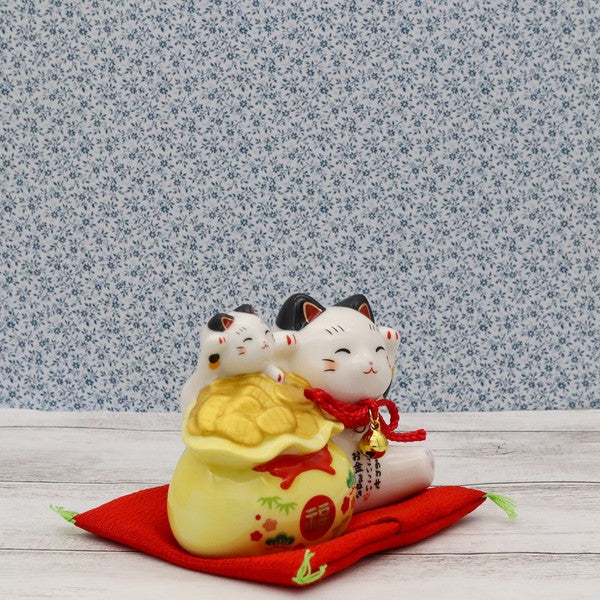 Enman parent and child lucky cat porcelain figurine angle view #7894