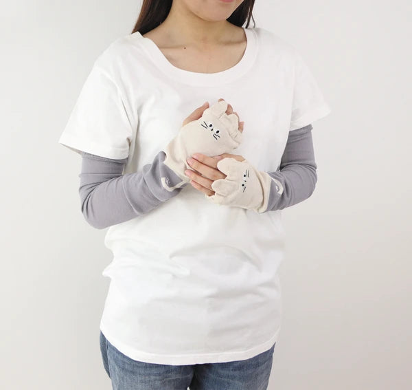 Noah Family UV-reactive cat ear arm covers Yui mart