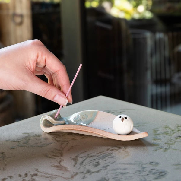 Owl-shaped incense holder, Shigaraki ware, Made in Japan, Decorative object MEIZAN