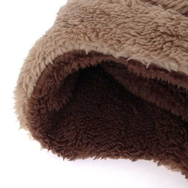 Champion Kids winter hat soft lining detail