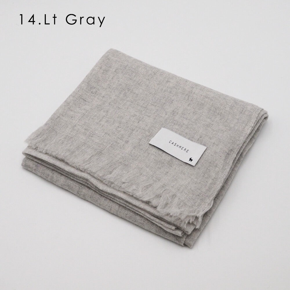 Lune jumelle lightweight solid cashmere oversized stole – product view 4