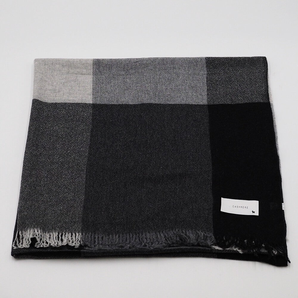 Lune jumelle lightweight cashmere modern-check stole – product view 7