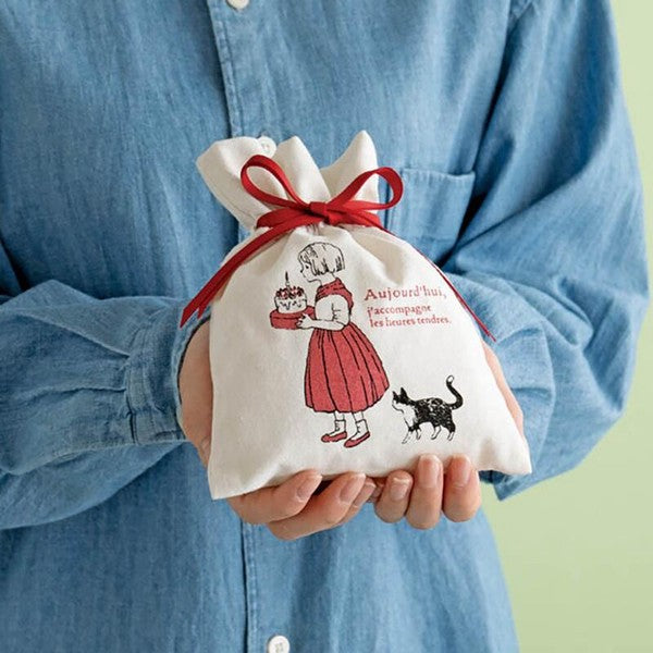 HEADS Retro Girl Fabric Drawstring Gift Bag – Small HEADS