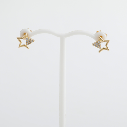 Kobe Real Closet No. 7247 Star Glass Bead Stud Earrings – Gold Kobe Real Closet
