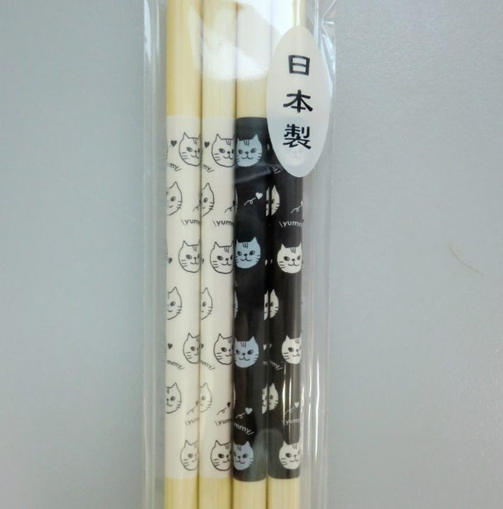 Minette cat cooking chopsticks patterns