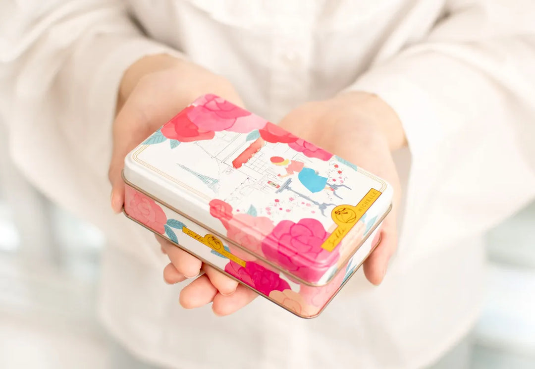 【Pre-Order】Sable MICHELLE Voyage Sable Paris Cookie Tin – 16 Pieces Sable MICHELLE