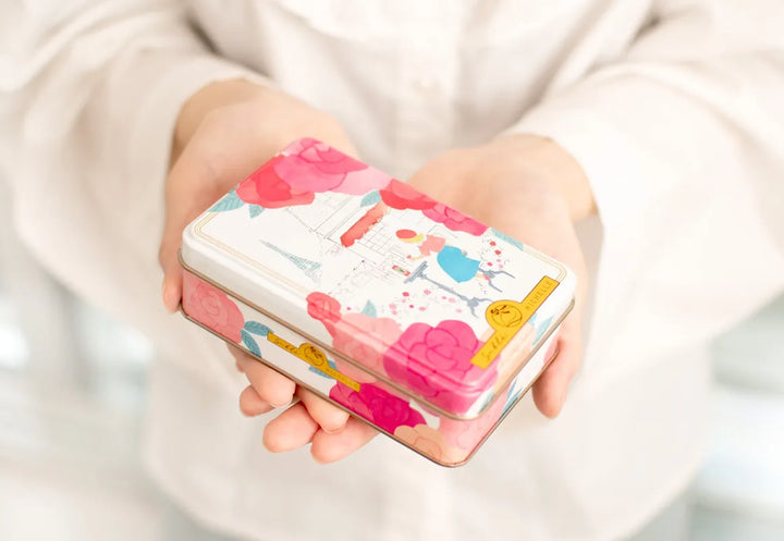 【Pre-Order】Sable MICHELLE Voyage Sable Paris Cookie Tin – 16 Pieces Sable MICHELLE