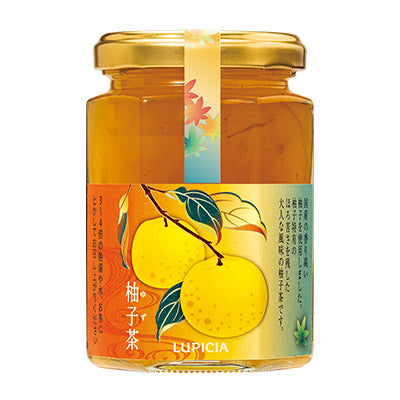 LUPICIA yuzu green tea tea bag close up from gift set