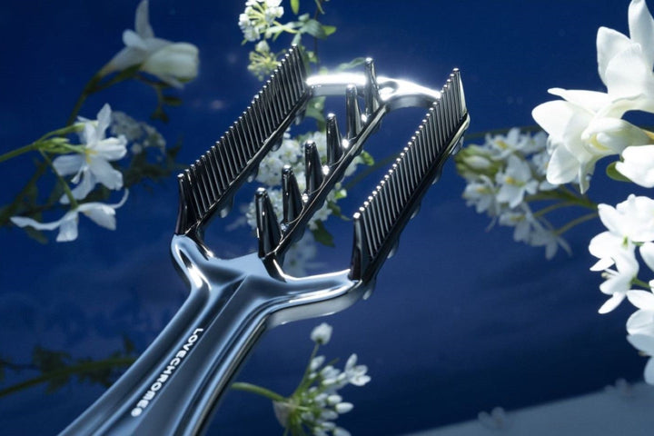 LOVECHROME PG Paddle Comb Premium Black detail view