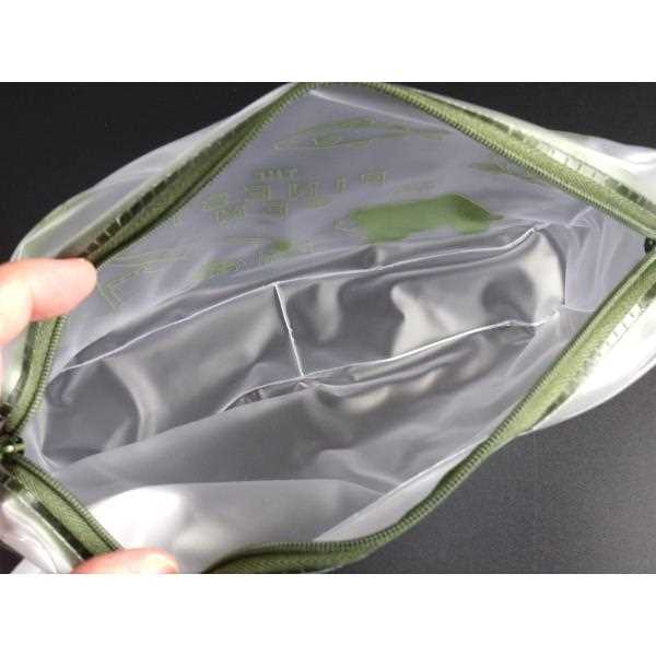 Synapse Japan clear pouch interior storage view