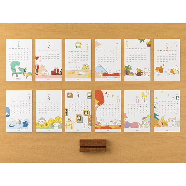 MIDORI Dog desk calendar wooden base illustration detail