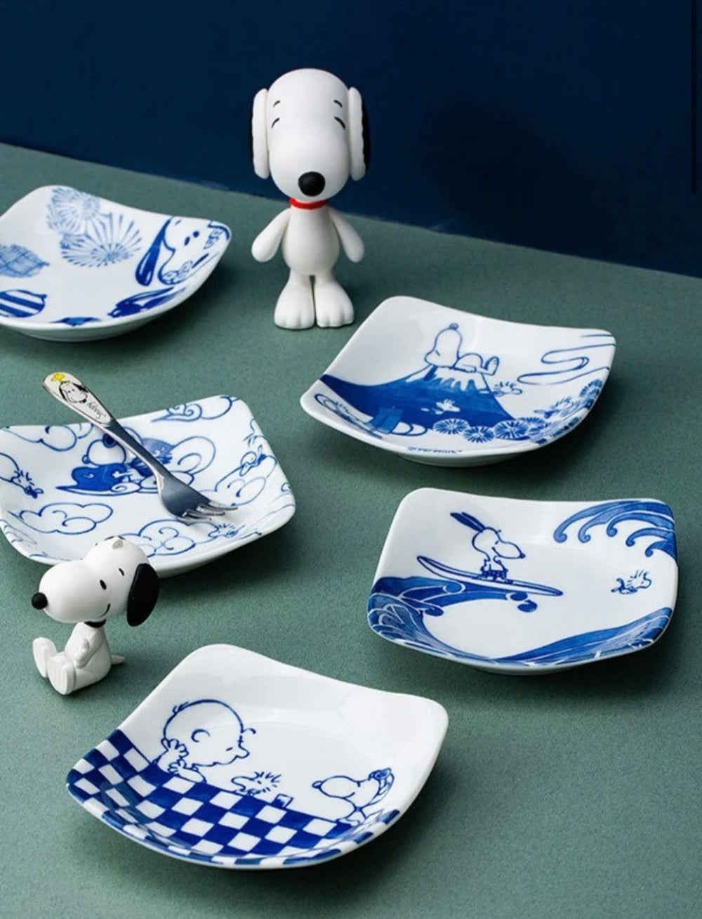 Peanuts Snoopy Japan Indigo Sometsuke 5 Piece Square Plate Set [Made in Japan] Yui mart