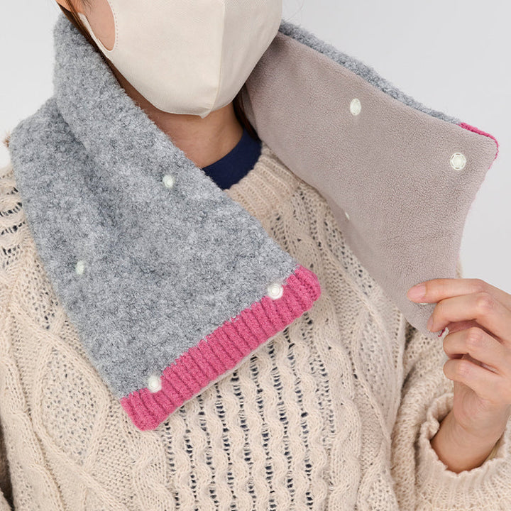MOOMIN x macocca gray snood tippet detail 2