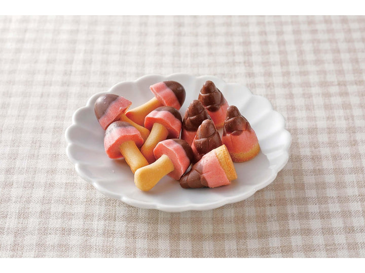Meiji Kinako & Takenoko Strawberry and Chocolate Snack Yui mart