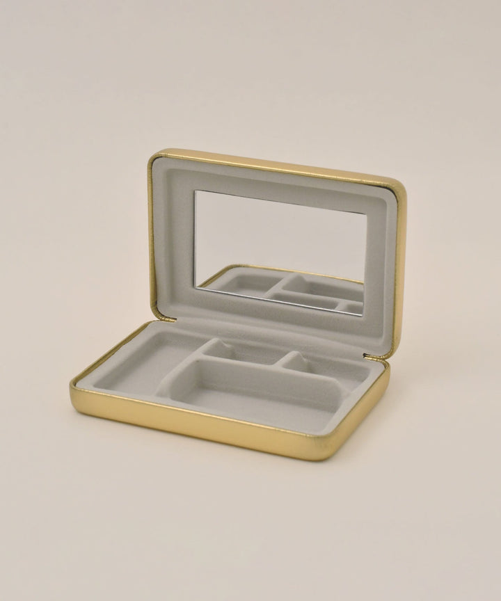 Multifunctional jewelry box with Peanuts 2 makeup mirror,gold