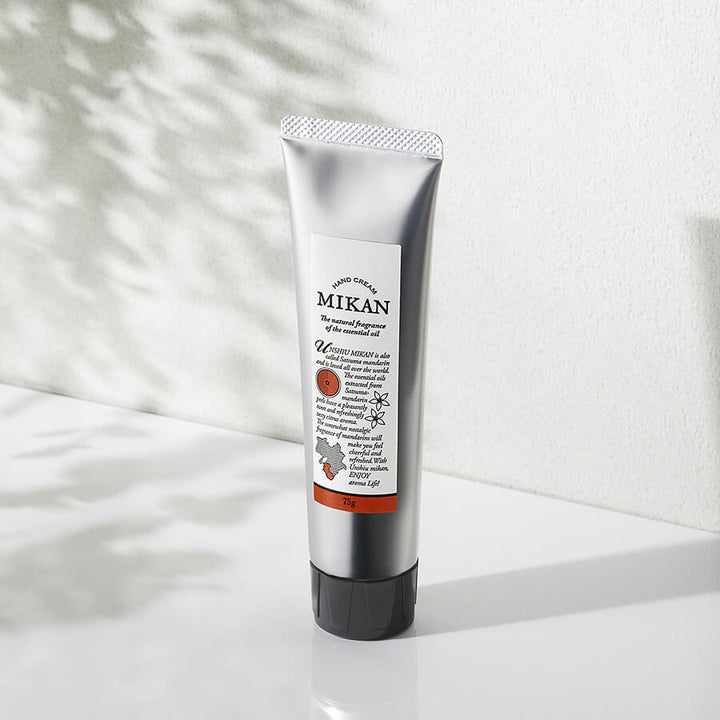 Daily Aroma Japan Mikan Hand Cream 75g tube