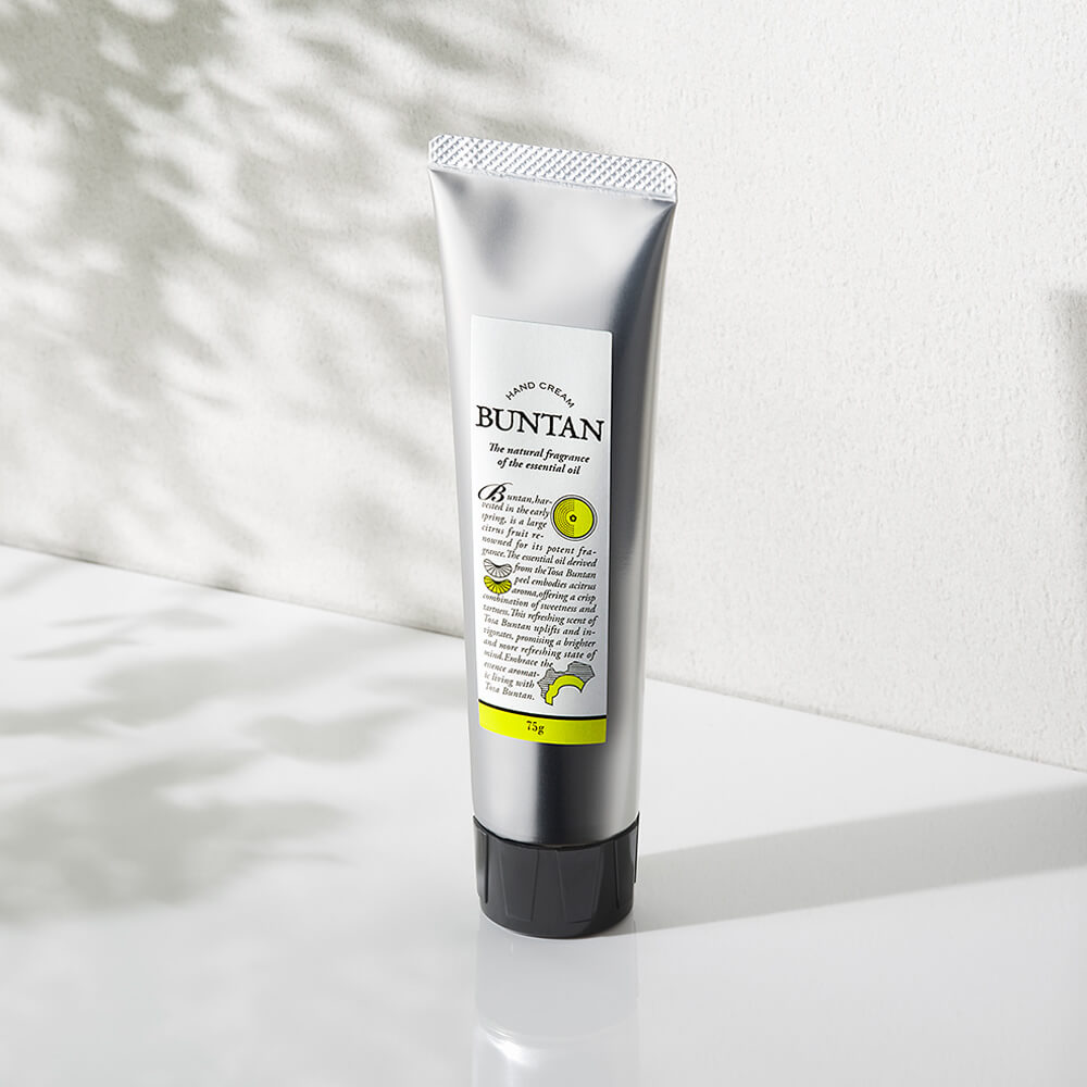 Daily Aroma Japan Tosa Buntan Hand Cream 75g tube
