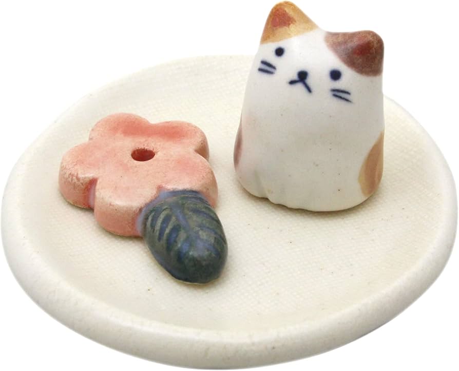 Japanese Craftsman House Cat Incense Holder (083-324)