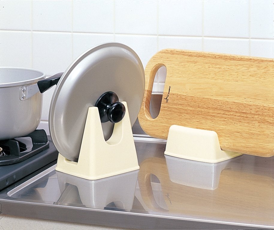 Inomata 0068, A Versatile Three-Dimensional Side-Mounted Pot Lid And Cutting Board Rack