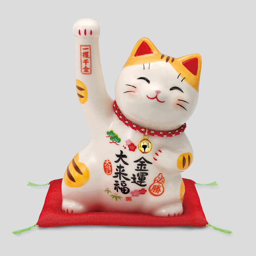 Yakushigama Saie Victory & Wealth Maneki Neko lucky cat with bell #7825 front view