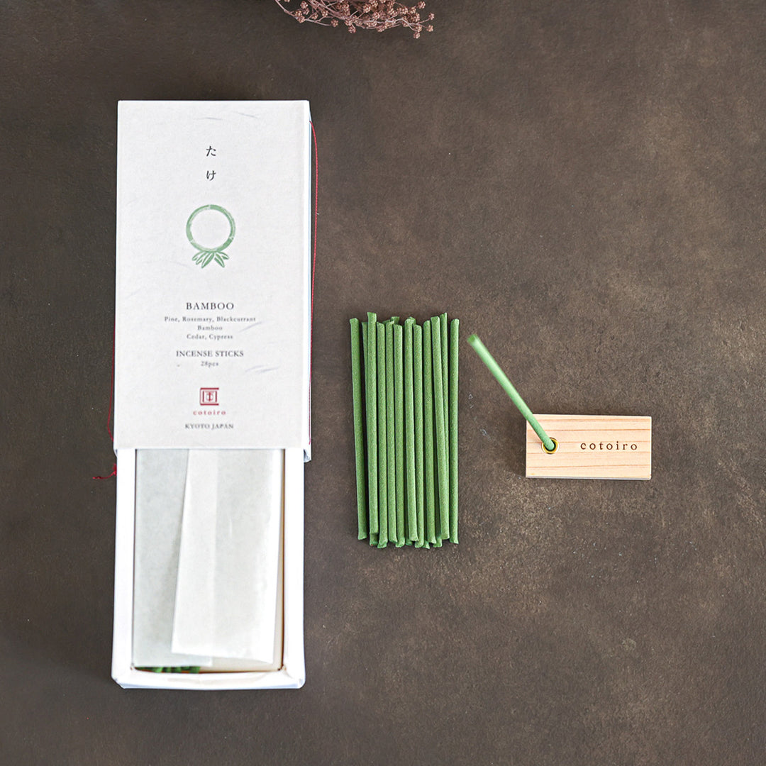 ART LAB cotoiro Bamboo Incense Sticks CTI-403 green incense and holder