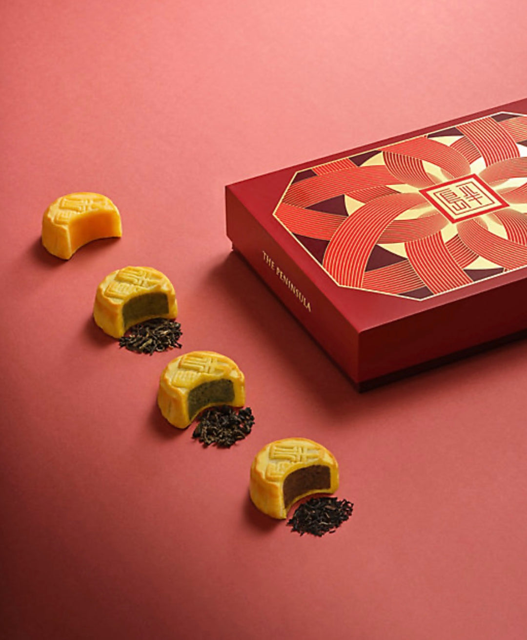THE PENINSULA MINI EGG CUSTARD AND TEA FLAVOURED MOONCAKE - 6 PIECES