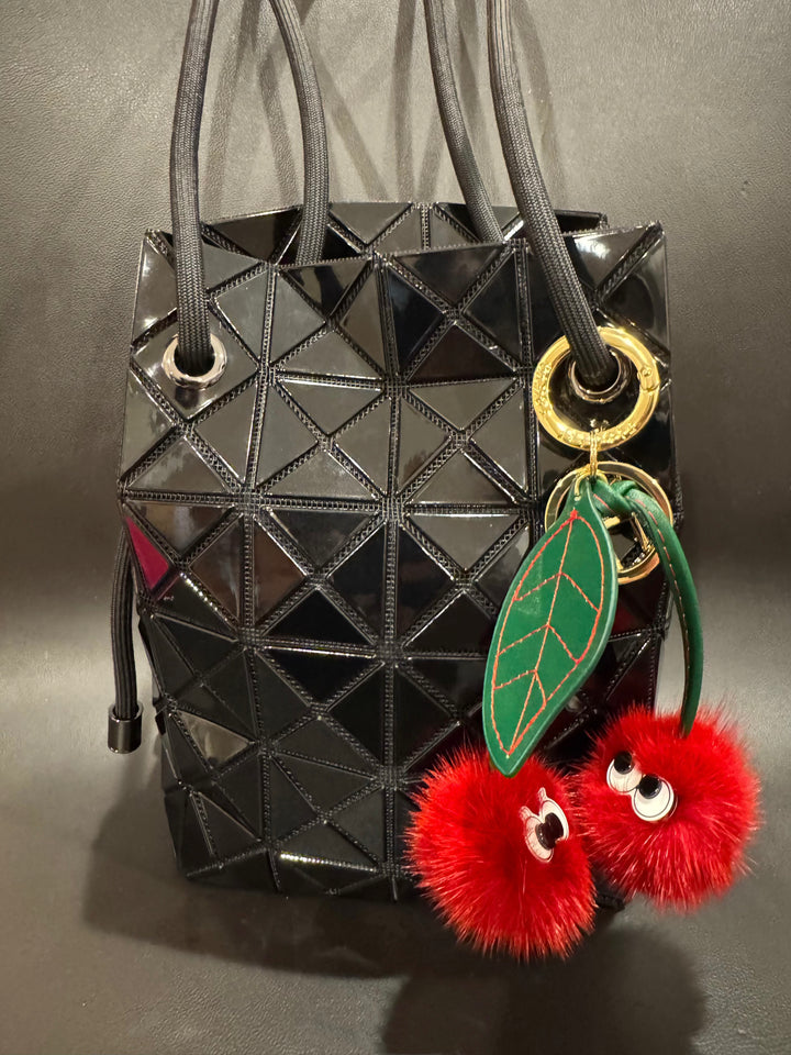 Floats！New Cherry Keychain Bordeaux，Red