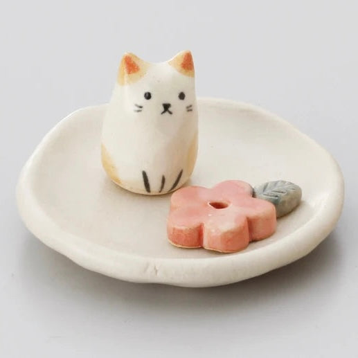Japanese Craftsman House Cat Incense Holder (K4329)
