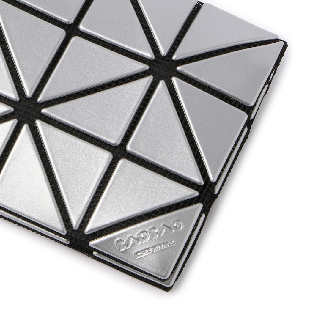 BAO BAO ISSEY MIYAKE
CARD CASE，silver gray