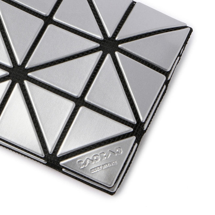 BAO BAO ISSEY MIYAKE
CARD CASE，silver gray