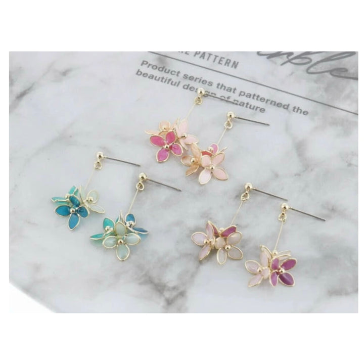 JUNO[Titanium Earrings] Hydrangea Pattern Earrings