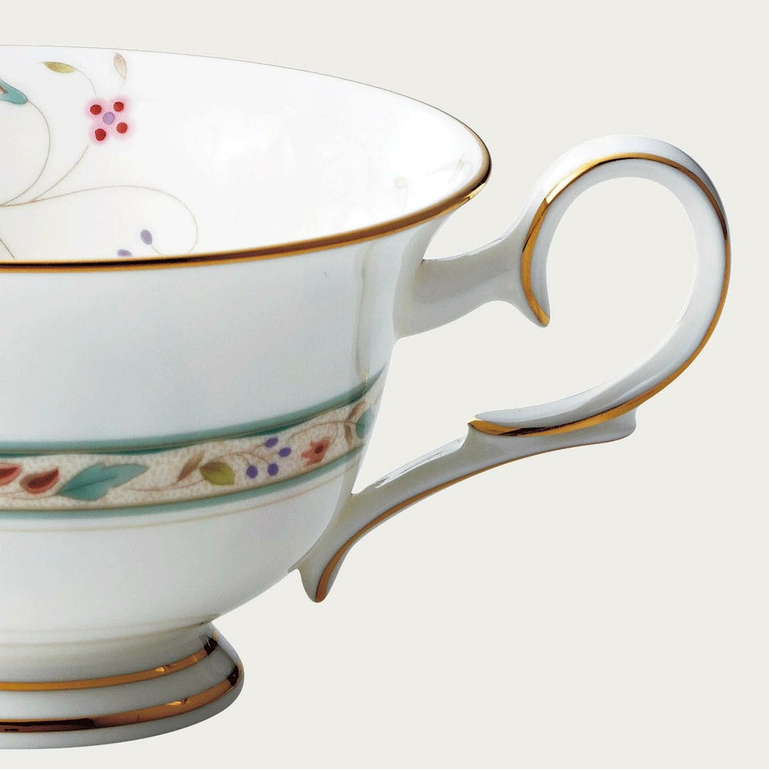 Noritake P50717A/4409-56 Cup & Saucer (Color Changing Pair Set) (Both Coffee & Tea), 7.5 fl oz (215 cc), Flower Chisel, 2 Guests, Pink, Blue, Bone China Yui mart