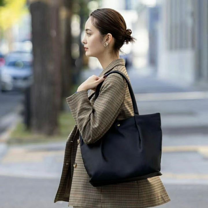 Legato Largo Tote Bag – Water-Resistant / Shoulder Comfort / Multi-Compartment / Laptop-Friendly