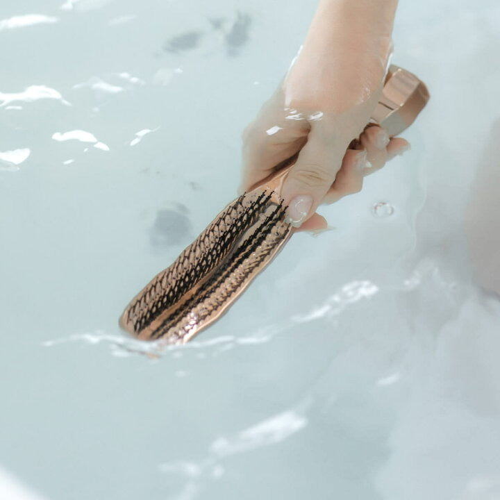 DR SCALP Zeus II Scalp Care & Anti-Hair Loss Massage Brush – Japan, Dry & Wet Use, Gift Box Set