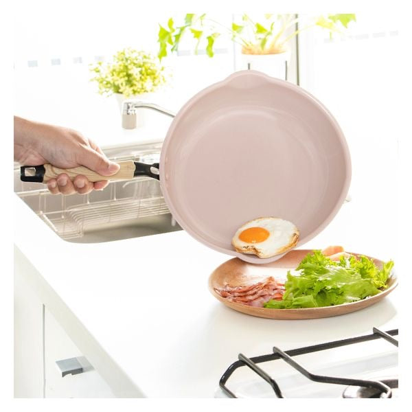 Takeda IH & Gas Compatible Deep Ceramic Non-Stick Frying Pan 20cm（Pink）