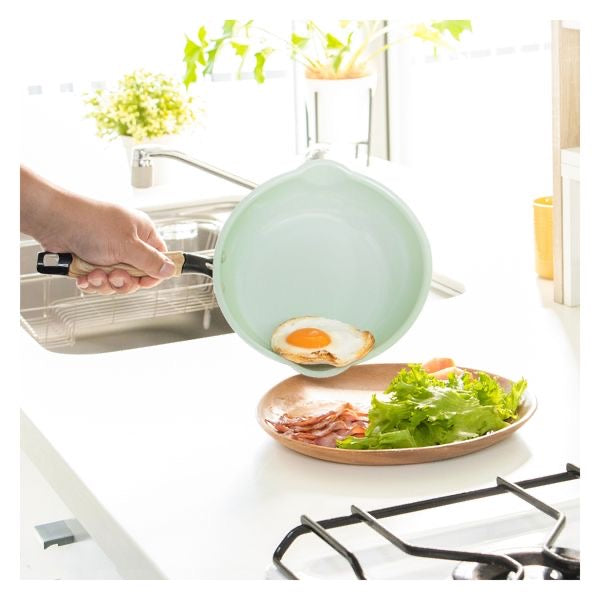 Takeda IH & Gas Compatible Deep Ceramic Non-Stick Frying Pan 20cm（Green）