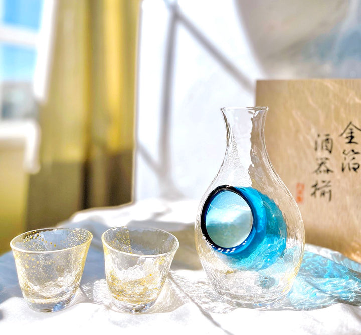 Toyo Sasaki Glass G640-M60 Cold Sake Glass Set, Gold Foil, Made In Japan, Carafe, 10.1 Fl Oz (300 Ml), Glass 2.8 Fl Oz (80 Ml), 3 Pieces