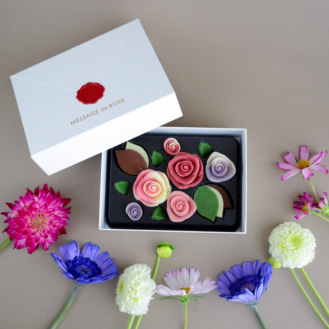 【Pre-Order】Karendo Lettre Fleurie Dahlia Rose Chocolate Gift Box Karendo
