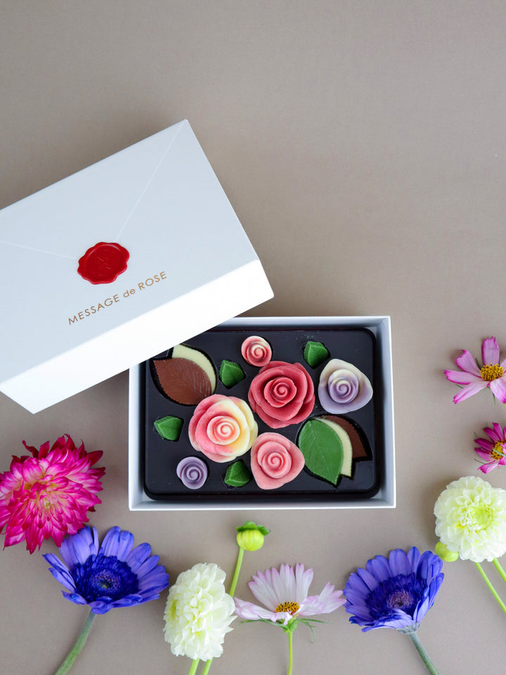 【Pre-Order】Karendo Lettre Fleurie Dahlia Rose Chocolate Gift Box Karendo