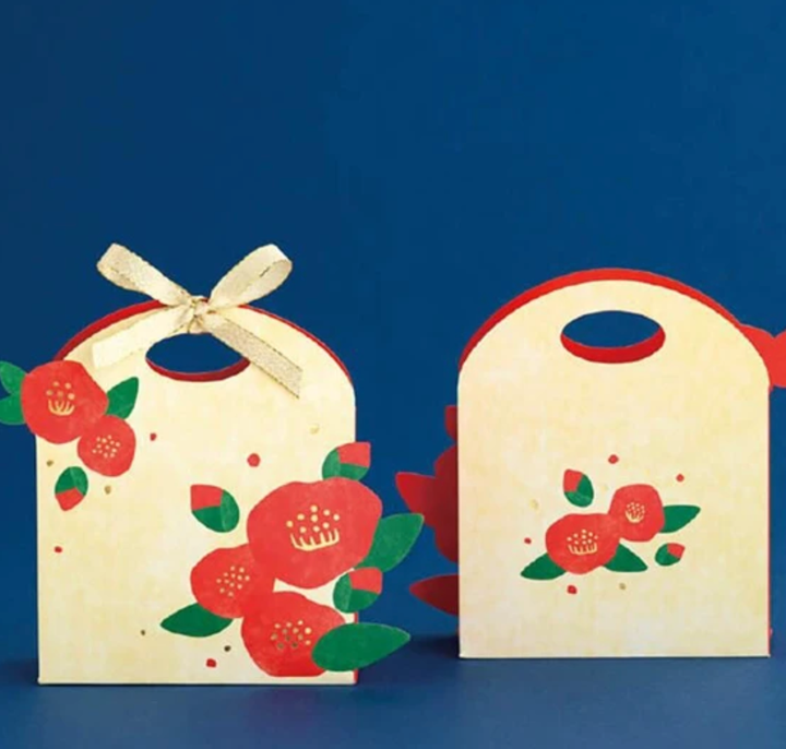 HEADS Japanese Camellia Paper Gift Bag – Small HEADS