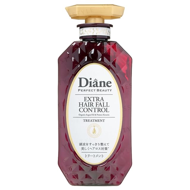 Moist Diane Perfect Beauty Extra Scalp and Hair Care Treatment 450ml bottle